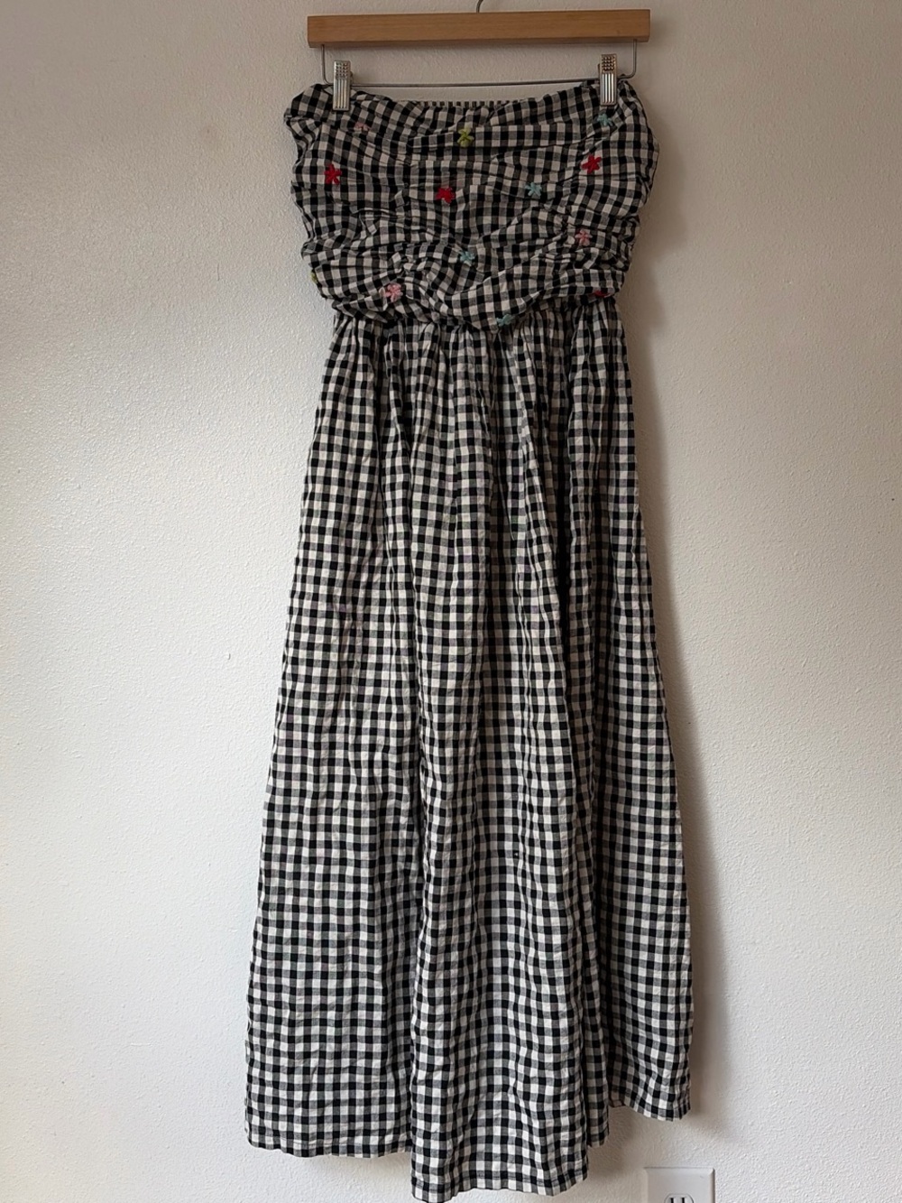 TACH | Betsy Strapless Gingham Dress - Picture 3 of 10